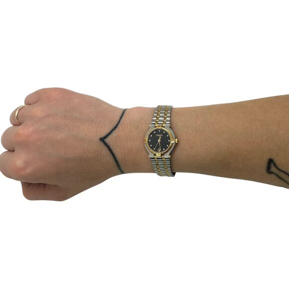 Gucci Vintage 9000L Diamond Watch main image 9